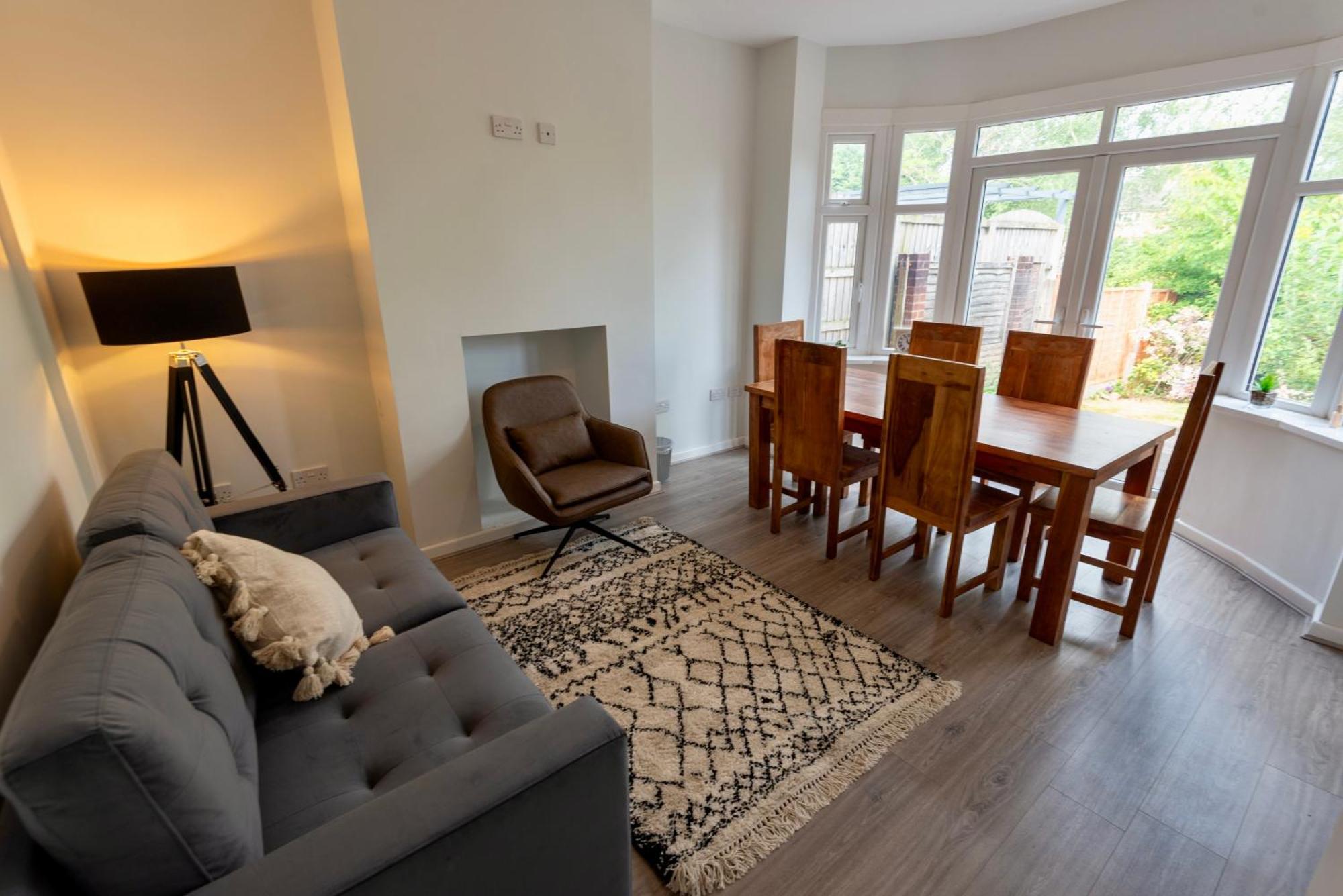 Single Room In Brand New 5 Bedroom Home BW Room 2 Solihull Kültér fotó